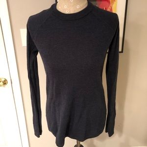 Lululemon women’s sweater